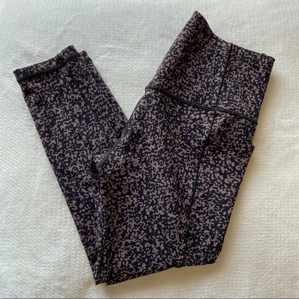 Athleta Salutation Stash Pocket Gravel Tight Leggings Size Small Petite SP